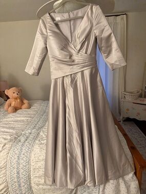 Lulus Lanting Bride Champagne Satin Midi Dress Size 6